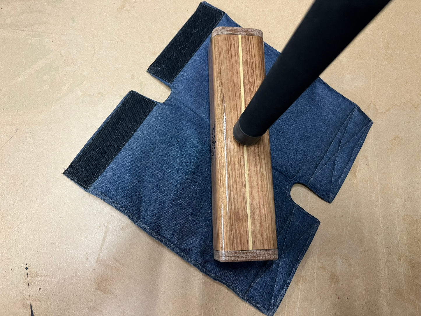 Club Croquet Mallet - Robust Aluminum Shaft, 10 inch Hardwood Head (Blackwood)